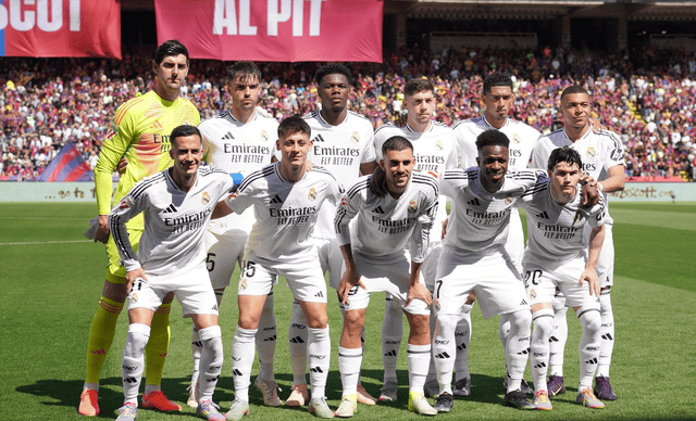 记者：米兰将与莱万经纪人会面讨论转会，伊布支持这一交易