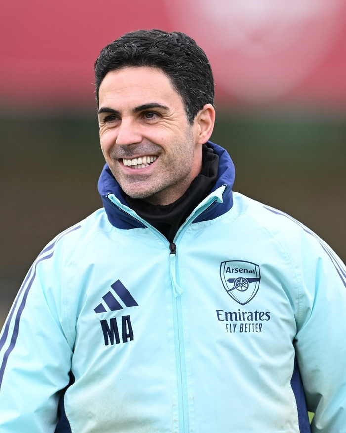 青岛次节轰出一波18-4广厦反超比分，三外援半场31分