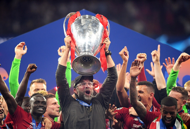 邮报整理C罗豪车收藏：有多辆布加迪，最贵的车价值850万英镑